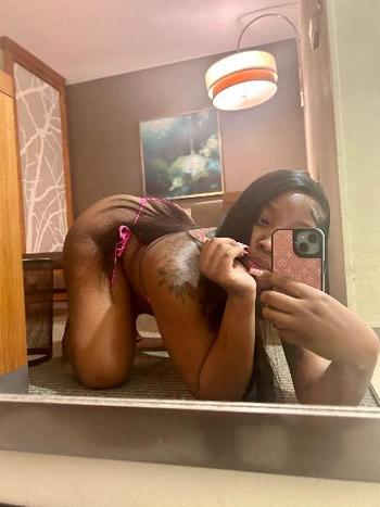 Leilani, 20  female escort, Pensacola