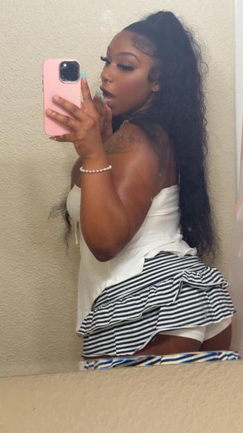 Bubble Gum, 22  female escort, Pensacola