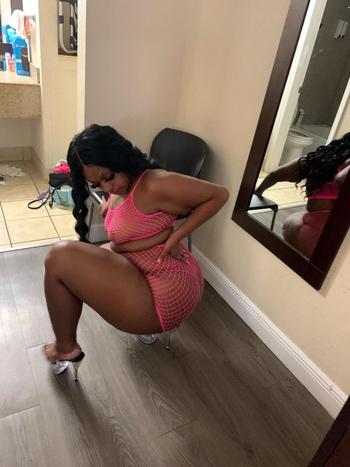 bratz, 24  female escort, Pensacola